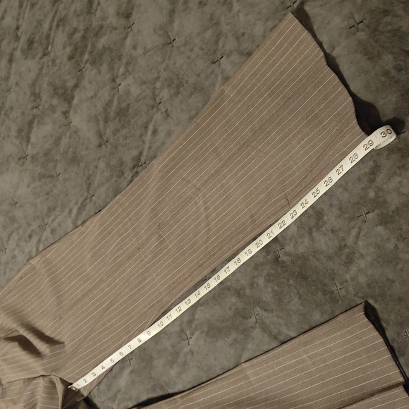 East 5th Brown Trousers Elegant and Versatile - Picture 3 of 12